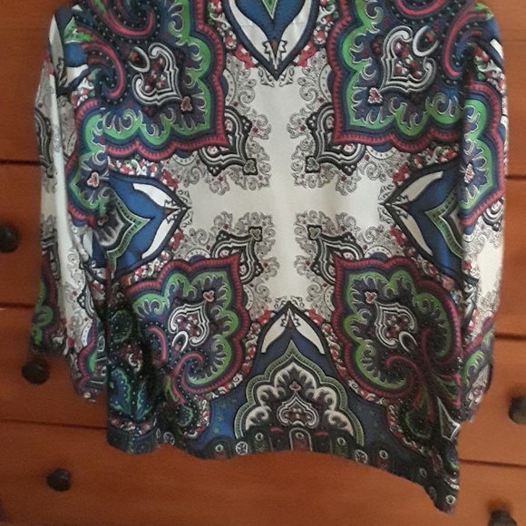 Blouse - Picture 2 of 3